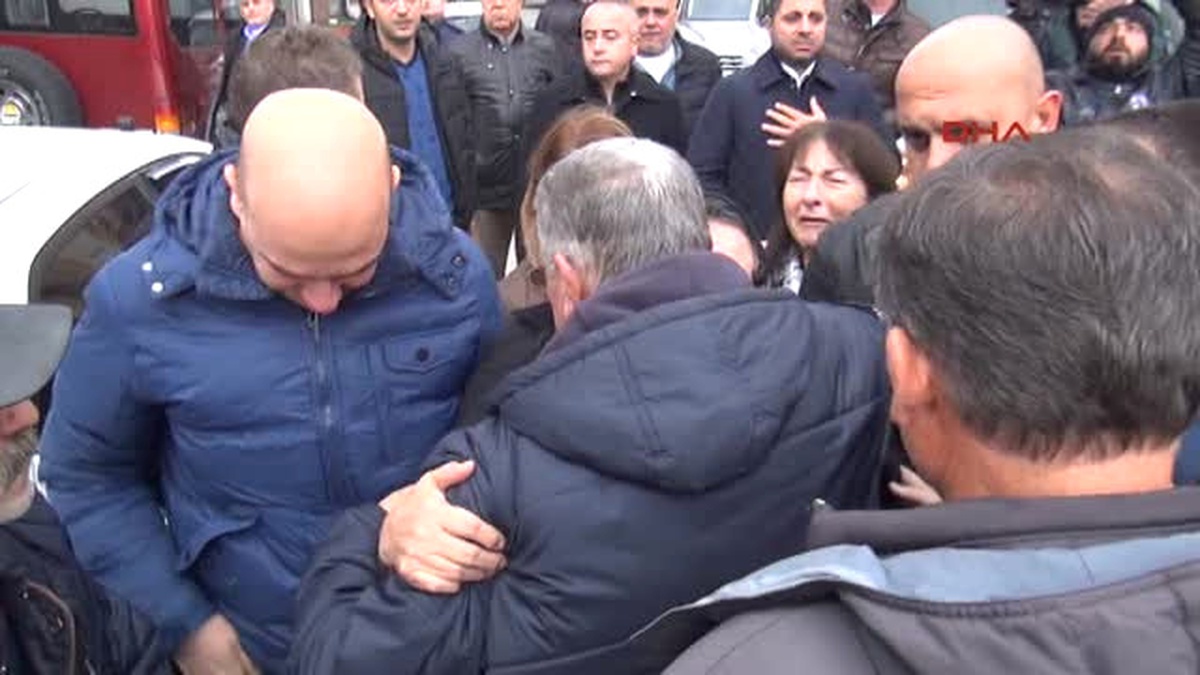 Zonguldak Şehit Emniyet Müdürü\'nün Çocukları Herkesi Ağlattı