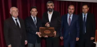 3.yeşilyurt Kitapyurdu Projesi Kapsamında 'Muhammedi Şuur ve Ahlak' Konferansı Verildi