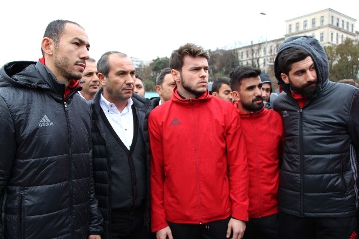 Babasını Terör Saldırısında Kaybeden Umut Bulut, Beşiktaş\'taki Saldırıyı Unutmadı