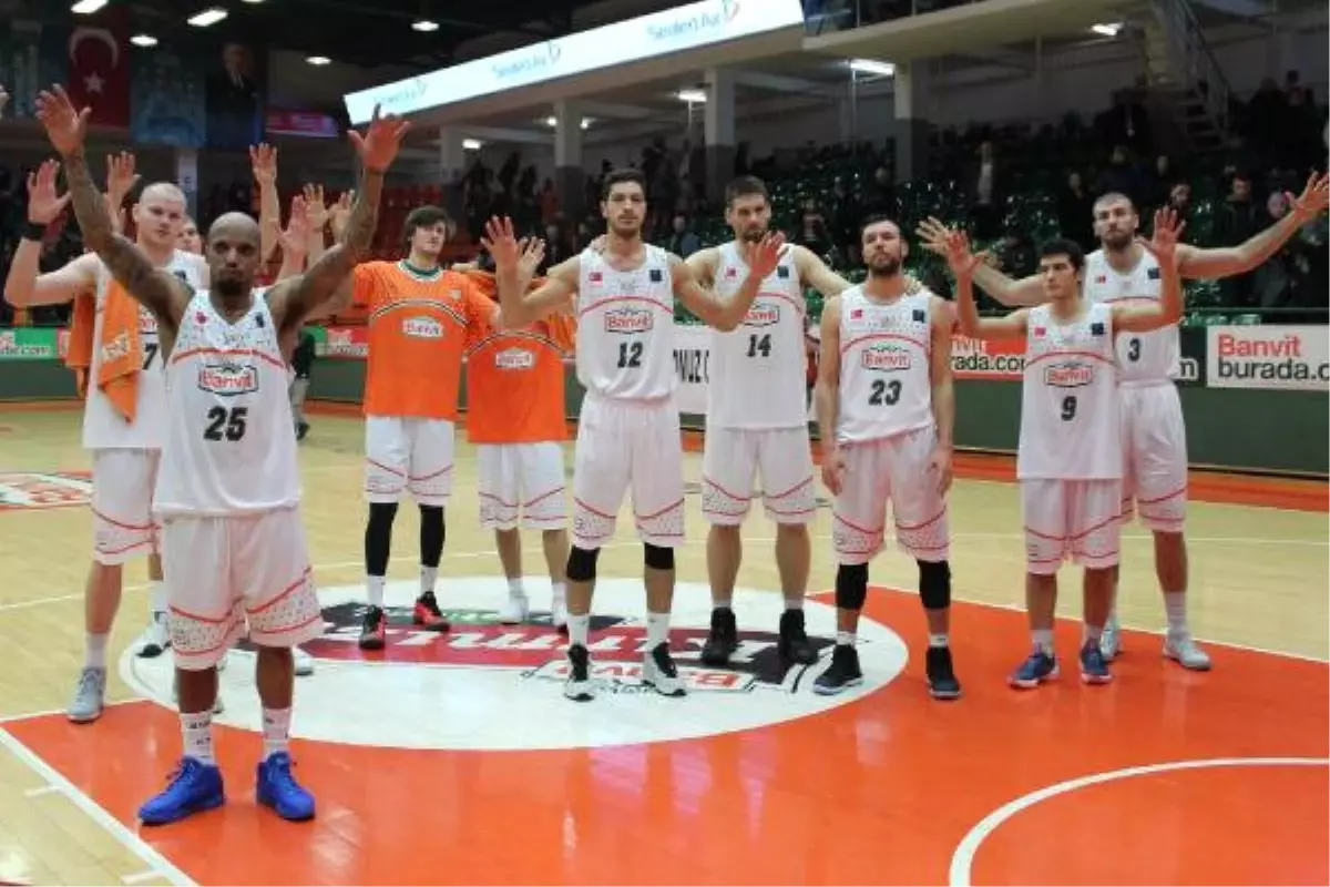 Banvit-Skayliners Frankfurt: 86-71