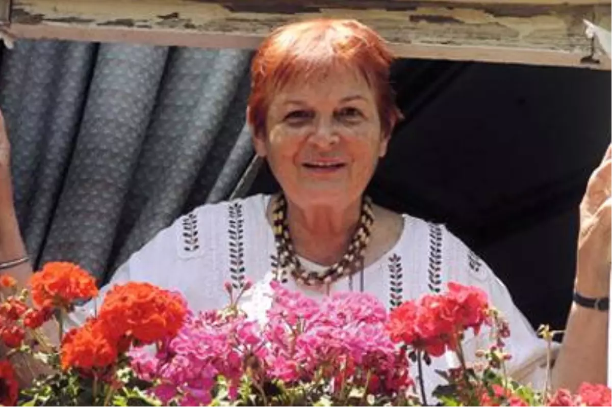 Bugün Türkan Saylan\'ın Doğum Günü! Türkan Saylan Kimdir?