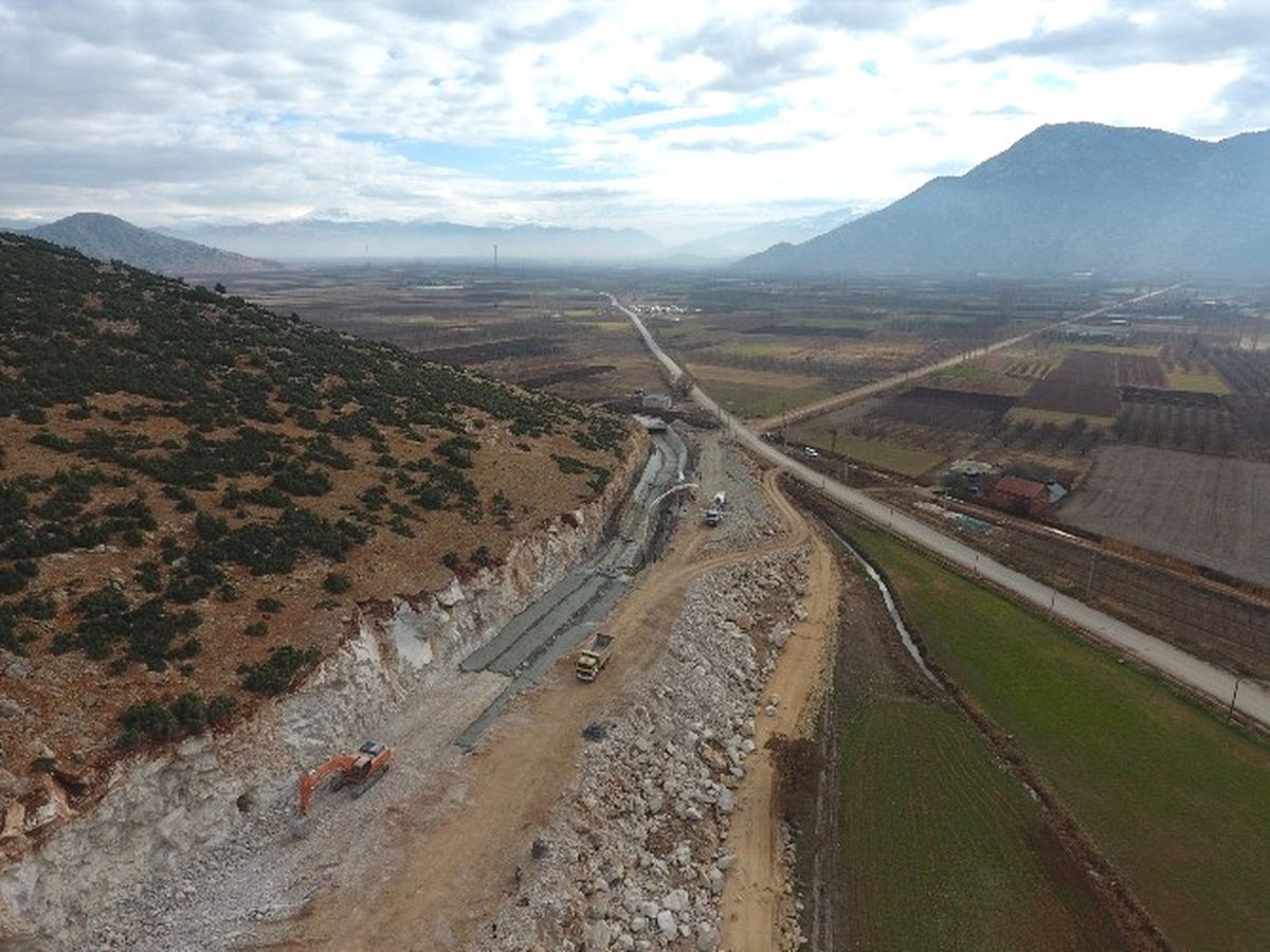 Elmalı Yuva\'da Taşkınlardan Koruna Projesi Devam Ediyor