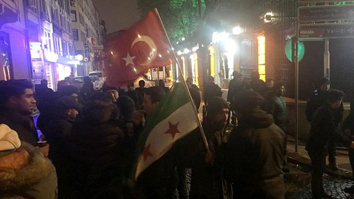 Halep\'teki Sivillere Yönelik Saldırılara Tepkiler