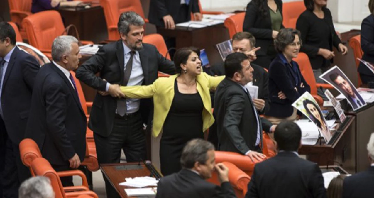 HDP\'li Kadın Milletvekilini Arkadaşları Zor Zaptetti!