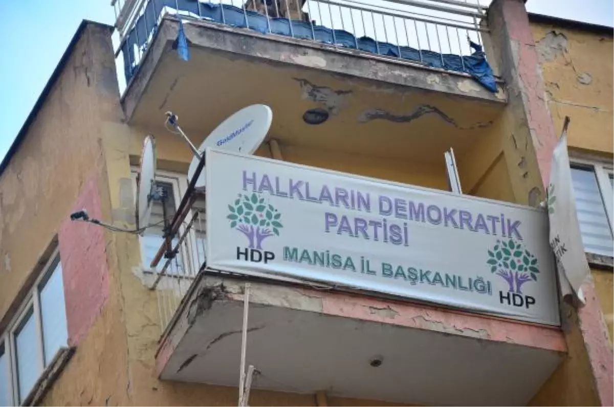 Hdp Manisa İl Başkanlığı Binasında Arama