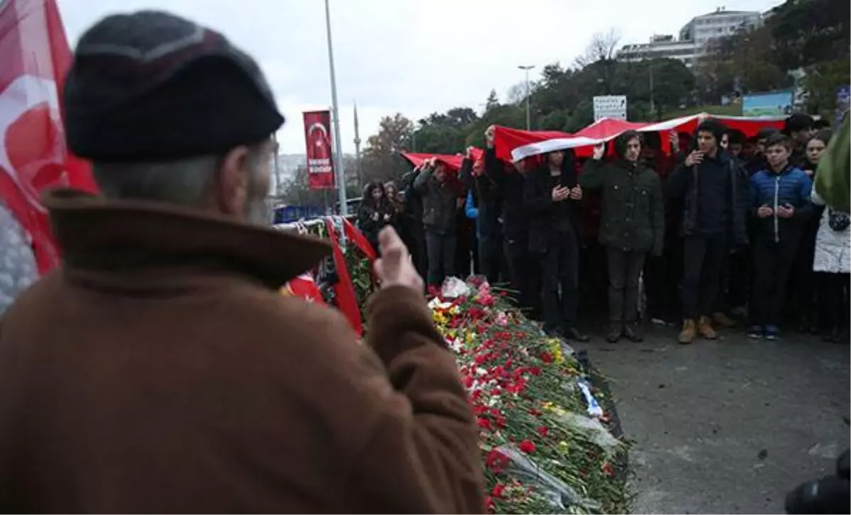 - Hemşire O Geceyi Anlattı