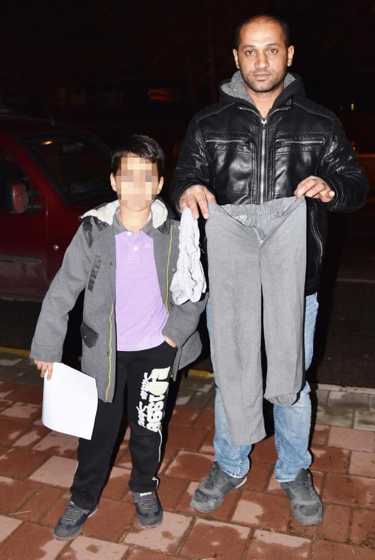 İlkokul Öğrencisine Öğretmen Dayağı