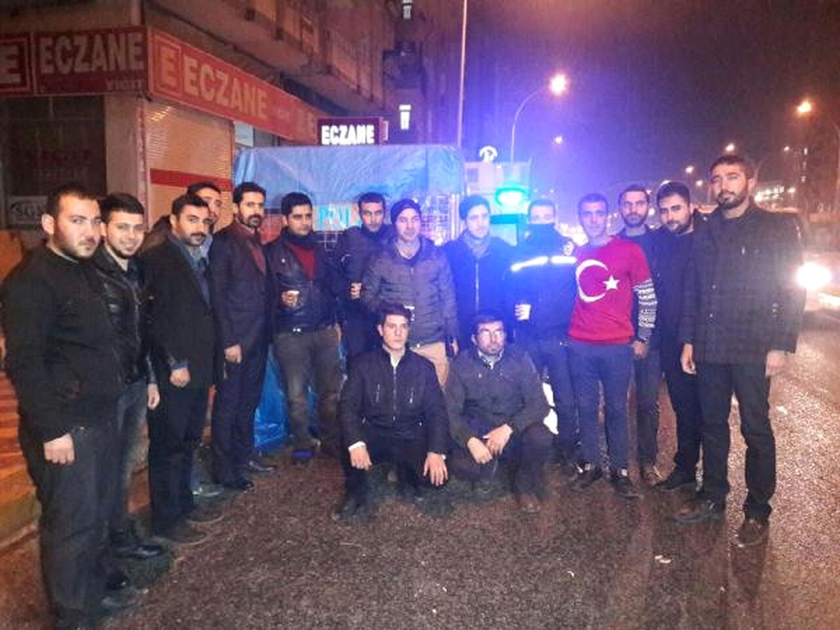 İstanbul\'daki Terör Saldırısı Diyarbakır, Siirt, Mardin ve Şırnak\'ta Protesto Edildi