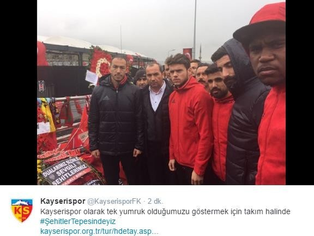 Kayserispor Şehitler Tepesi\'nde Dua Etti
