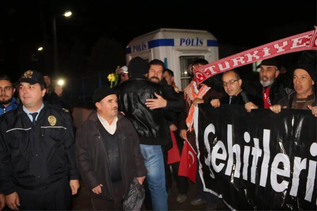 Kuva-yi Milliye Topraklarında Teröre Lanet, Polise Destek Yürüyüşü Gerçekleşti