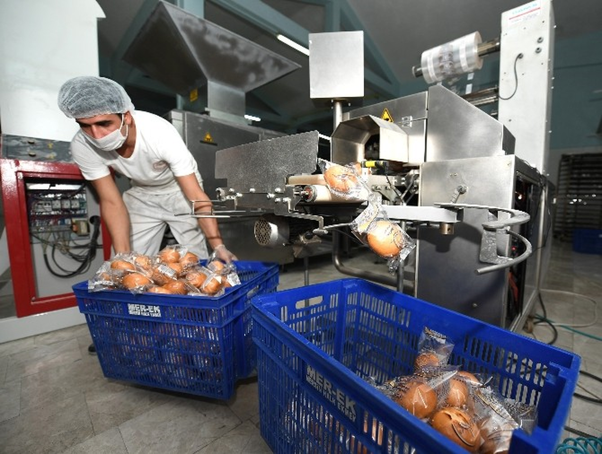 Mer-Ek\'de Yedi Çeşit Ekmek Üretiliyor