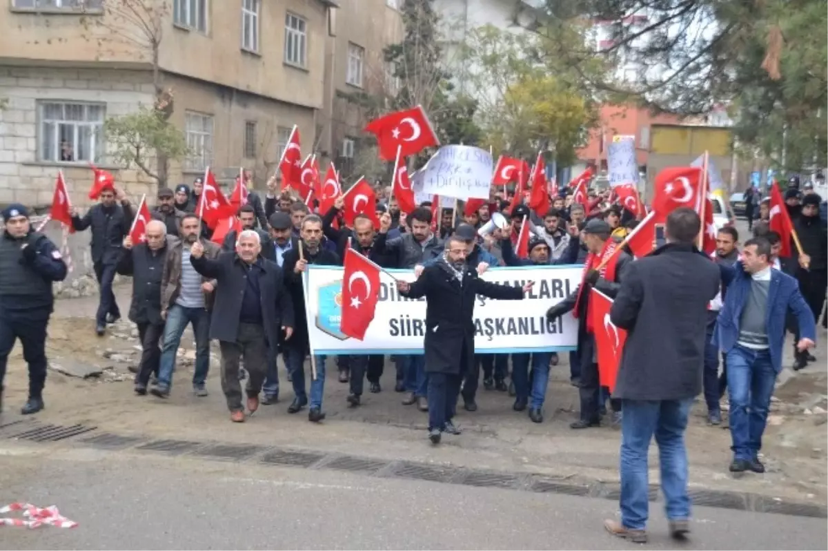 Siirtliler Teröre Tepki İçin Sokaklara Döküldü