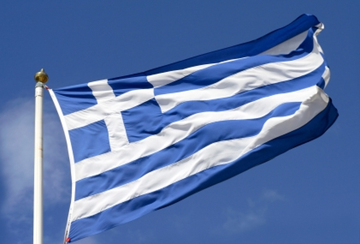 Yunanistan\'da Deb Toplantısını Irkçı Altın Şafakçılar Bastı