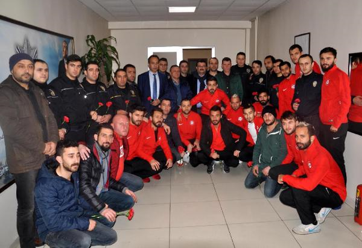 Zonguldak Kömürspor\'dan Çevik Kuvvet\'e Ziyaret