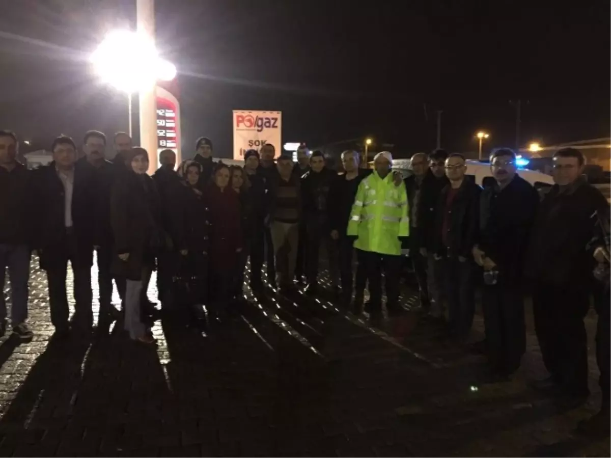 AK Parti Merkez İlçe Yönetimi Polisleri Ziyaret Etti