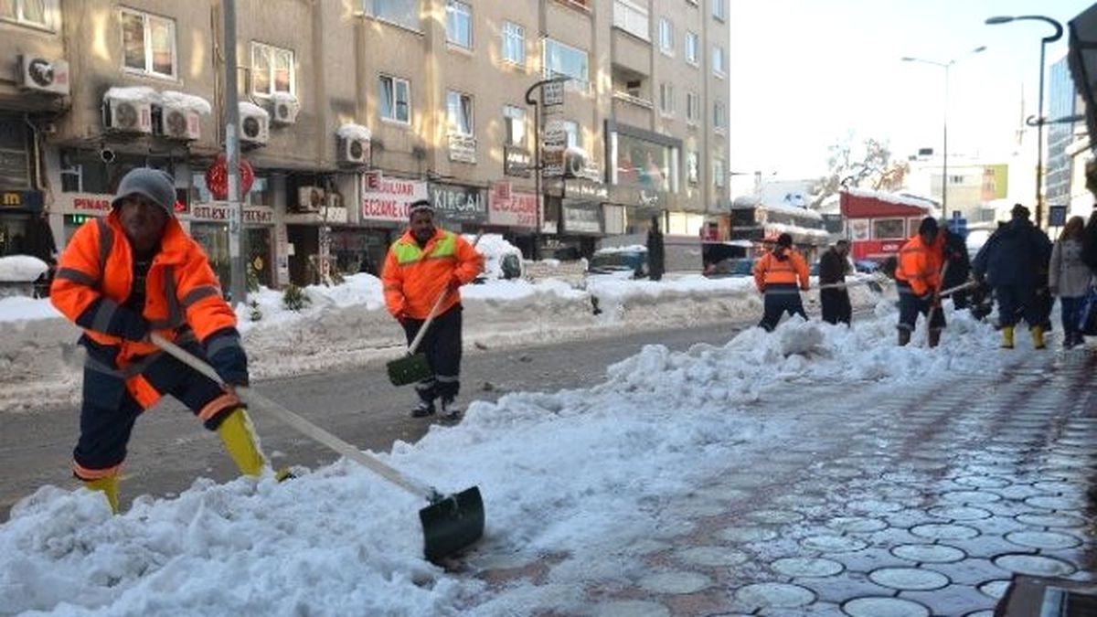 Bafra Belediyesinin Karla Mücadele Çalışmaları
