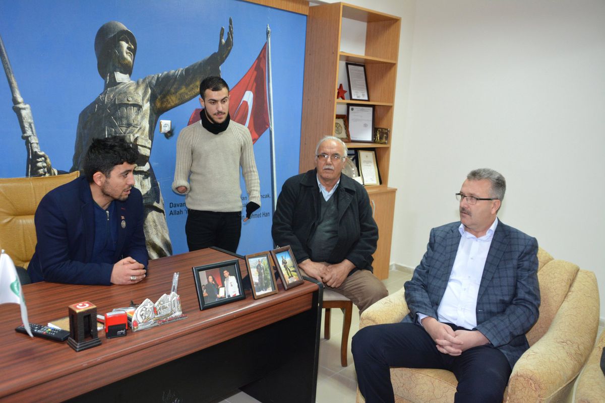Başkan Ali Özkan\'dan Anlamlı Ziyaret