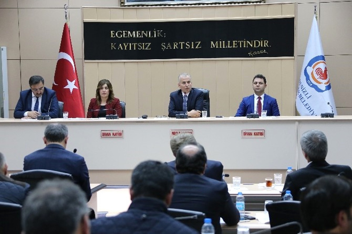 Başkan Zolan: "Zeytinli Bahçedeki Beton Yığınını Kaldırdık"
