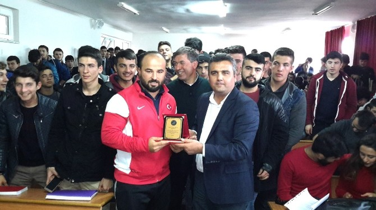 Başpehlivan Okulu, Öğrencilerle Buluştu