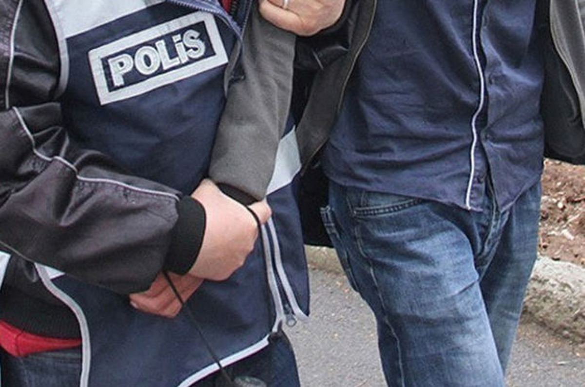 Beşiktaş\'ta Polise Yönelik Düzenlenen Bombalı Saldırıyı Sosyal Medyadan Övdüğü Gerekçesiyle...