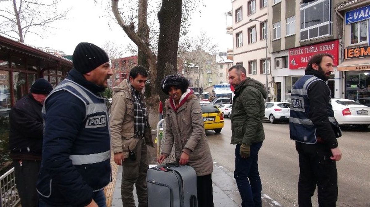 Bilecik\'te Şüpheli Valiz Polisi Alarma Geçirdi