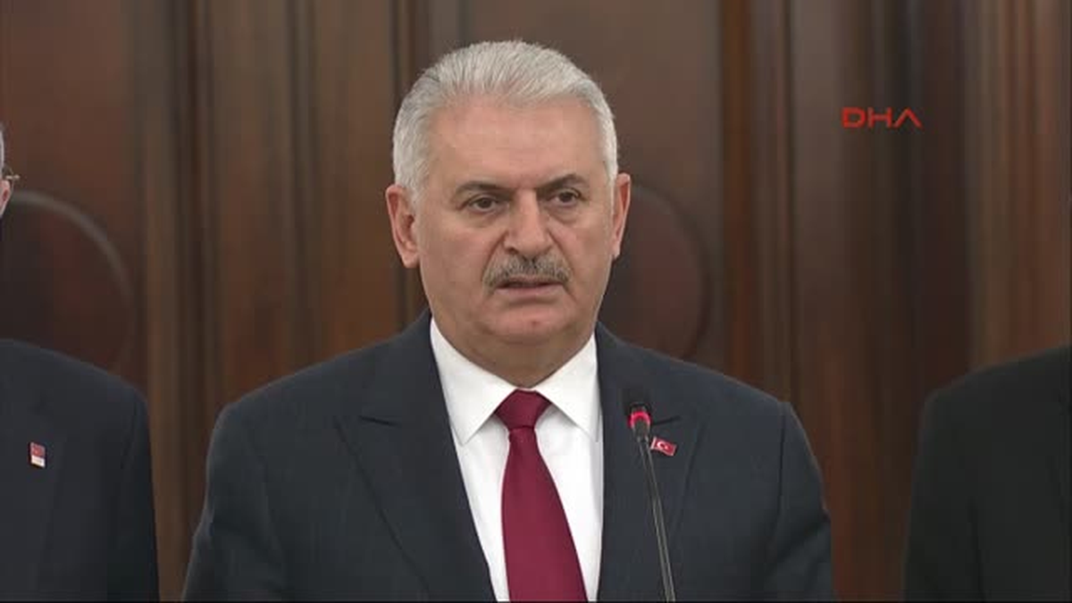 Çankaya Köşkü\'ndeki Zirve Sonrası Liderlerden Terörle Mücadelede Kararlılık Vurgusu