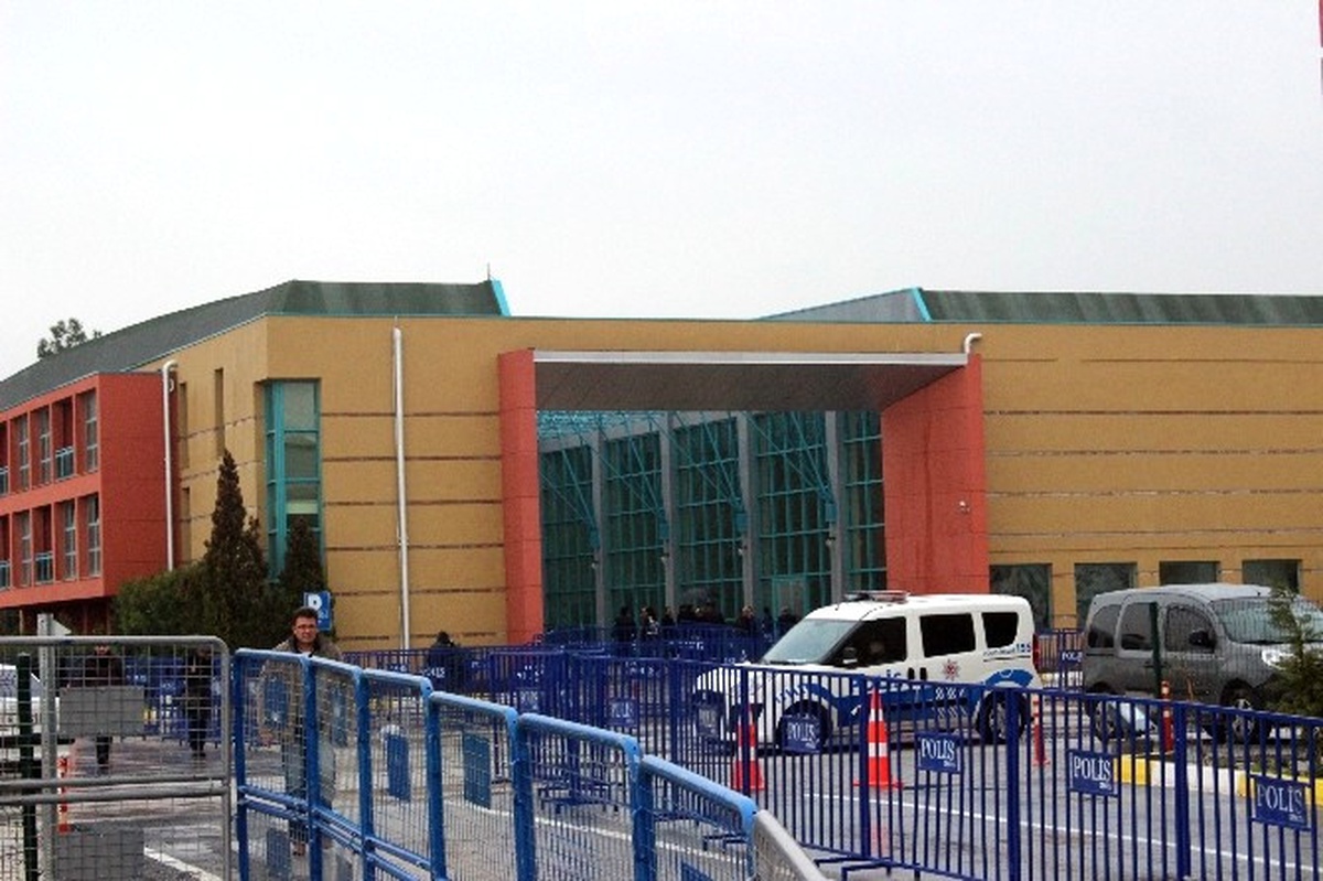 Denizli\'de 14\'ü Tutuklu 26 Kişi Hakkında Fetö\'den Dava Açıldı