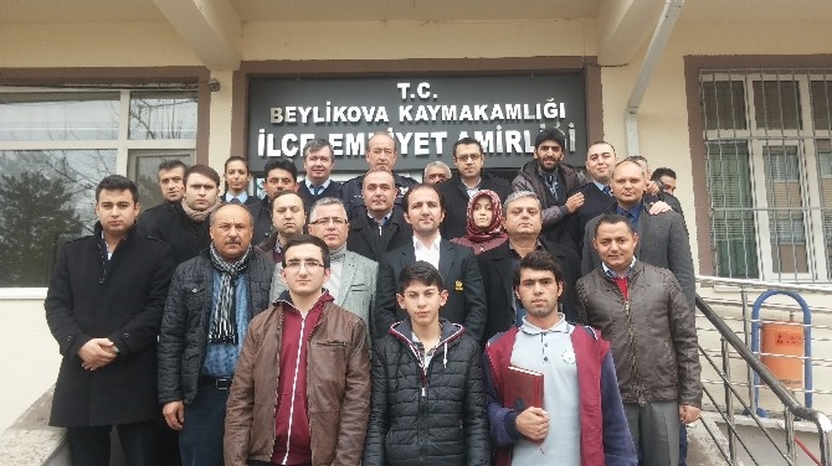 Eğitimcilerden Beylikova İlçe Emniyet Amirliği\'ne Ziyaret