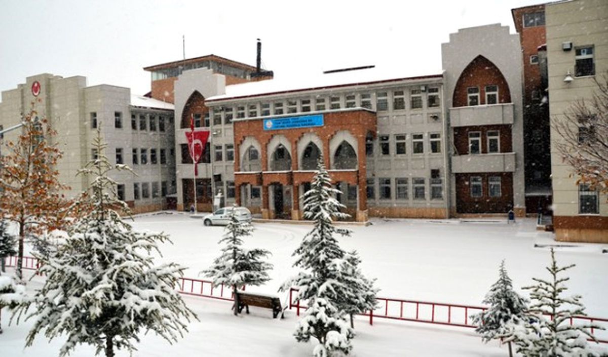 Eğitime Kar Engeli