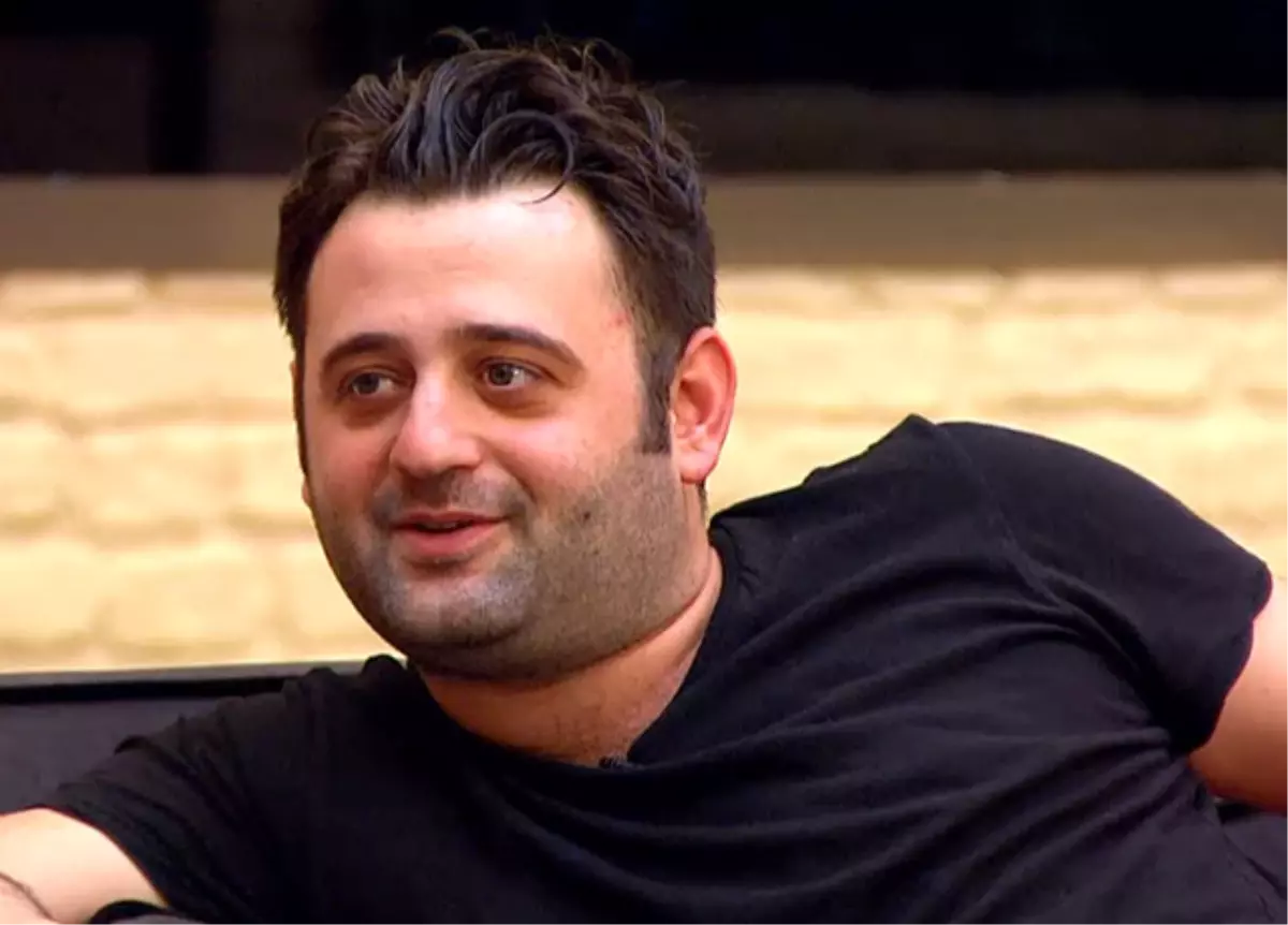 Erdi İlgisini Gün Geçtikçe Daha Çok Belli Ediyor