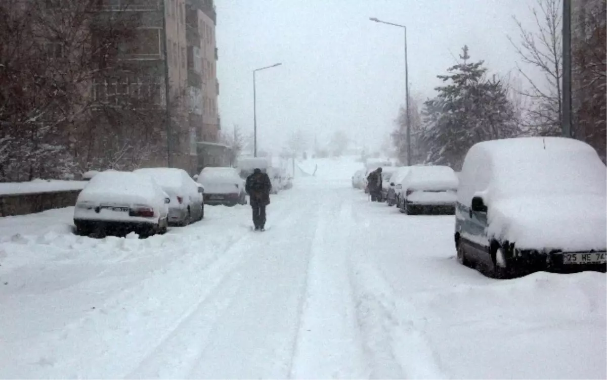 Erzurum\'da Eğitime Kat Tatili