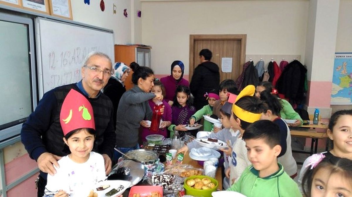 Fatsa\'da Öğrenciler \'Yerli Malı Haftası\'nı Kutladı