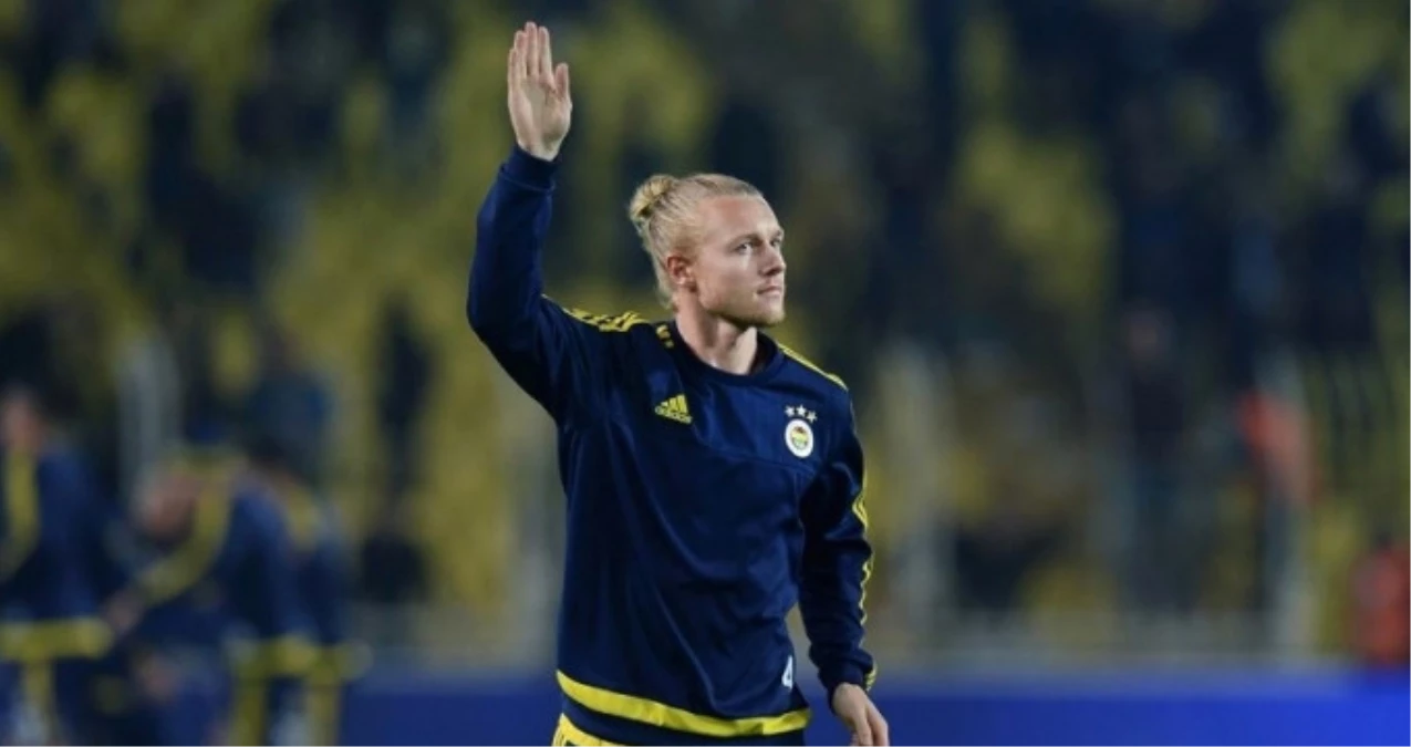 Fenerbahçeli Simon Kjaer, UEFA Avrupa Ligi\'nin En İyi 11\'ine Seçildi