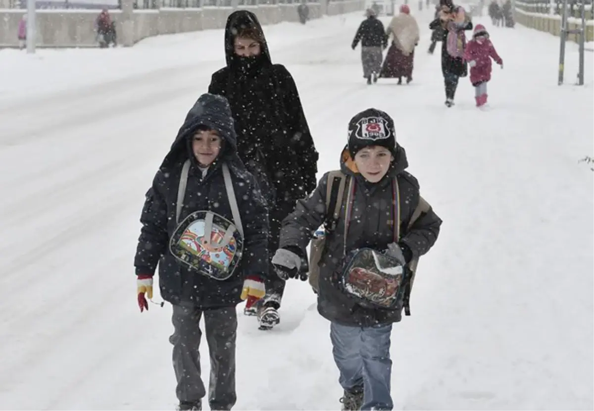 Giresun\'da Bazı Okullar Kar Nedeniyle Tatil Edildi