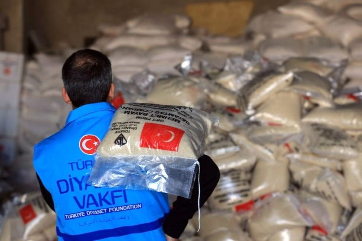 Halep\'te İnsanlık Ölmesin\' Kampanyasında İlk Yardımlar Bölgeye Ulaştı