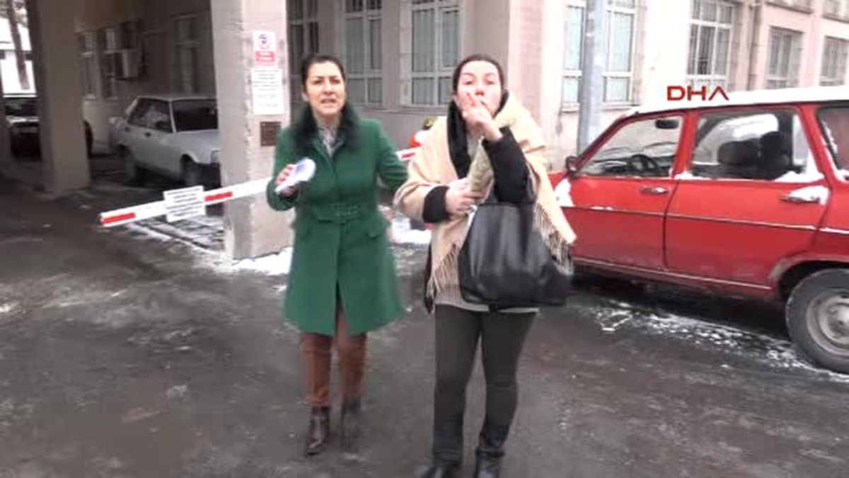 Kayseri Lisede Nöbetçi Kadın Öğretmene Öğrenci Dayağı