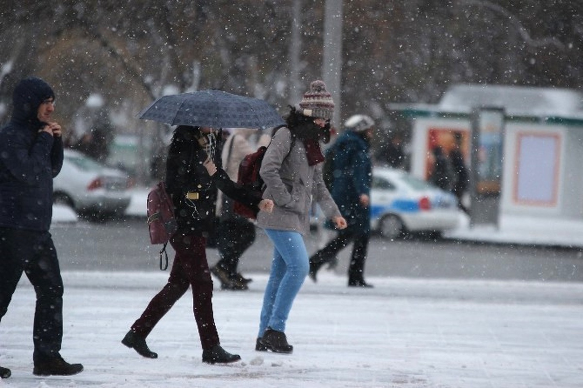 Kayseri ve Yozgat\'ta Kar Yağışı Hayatı Olumsuz Etkiledi