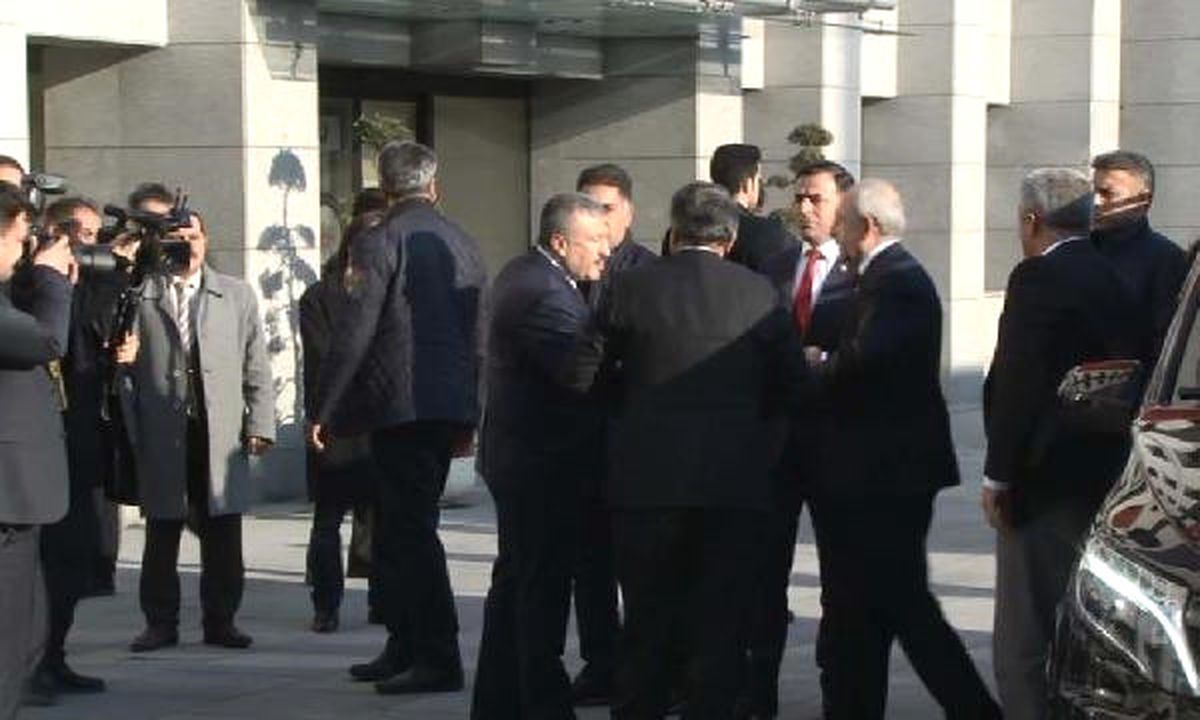 Kılıçdaroğlu İstanbul Emniyet Müdürlüğü\'nde - 1