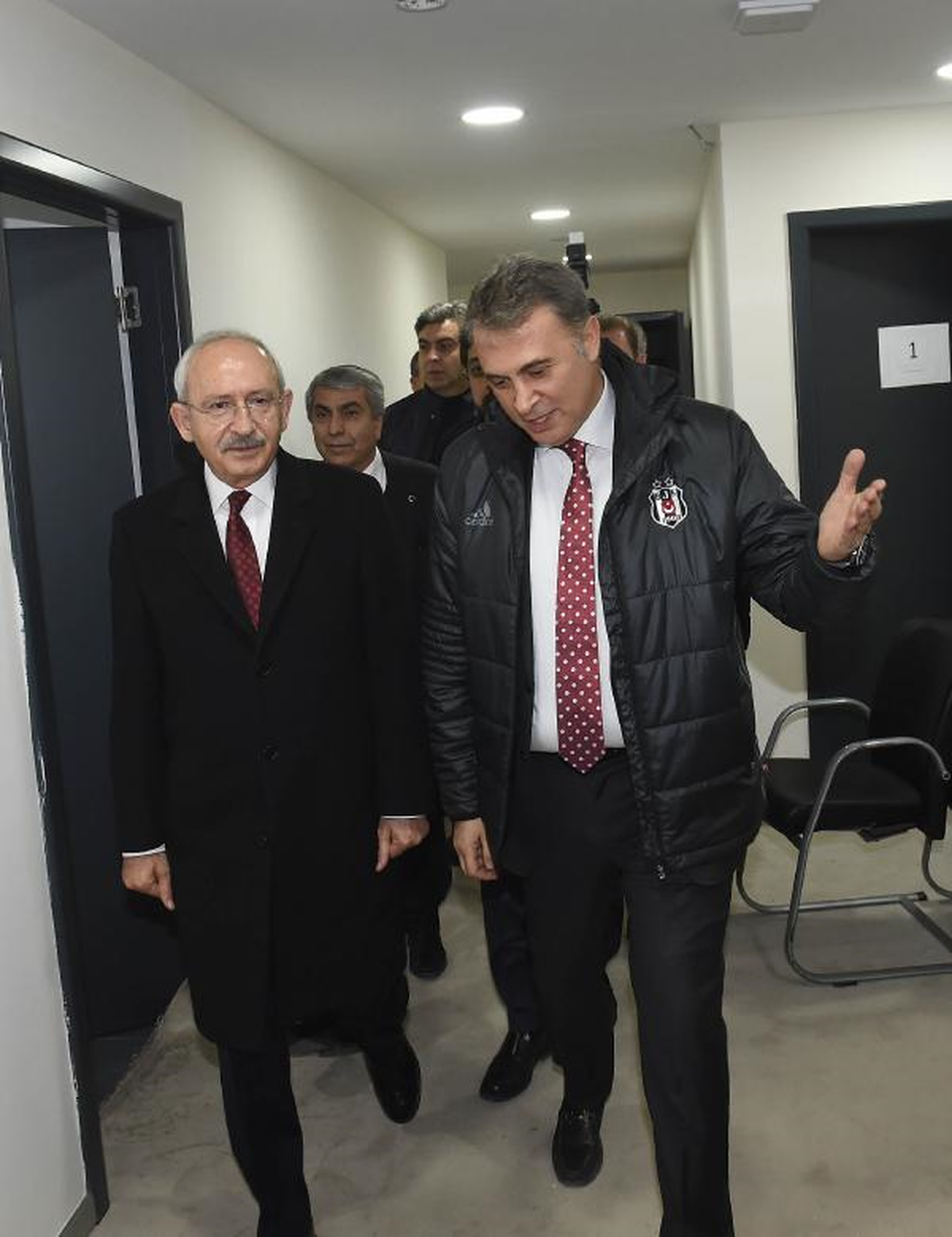 Kılıçdaroğlu\'ndan Beşiktaş Jimnastik Klübü Başkanı Fikret Orman\'a Ziyaret