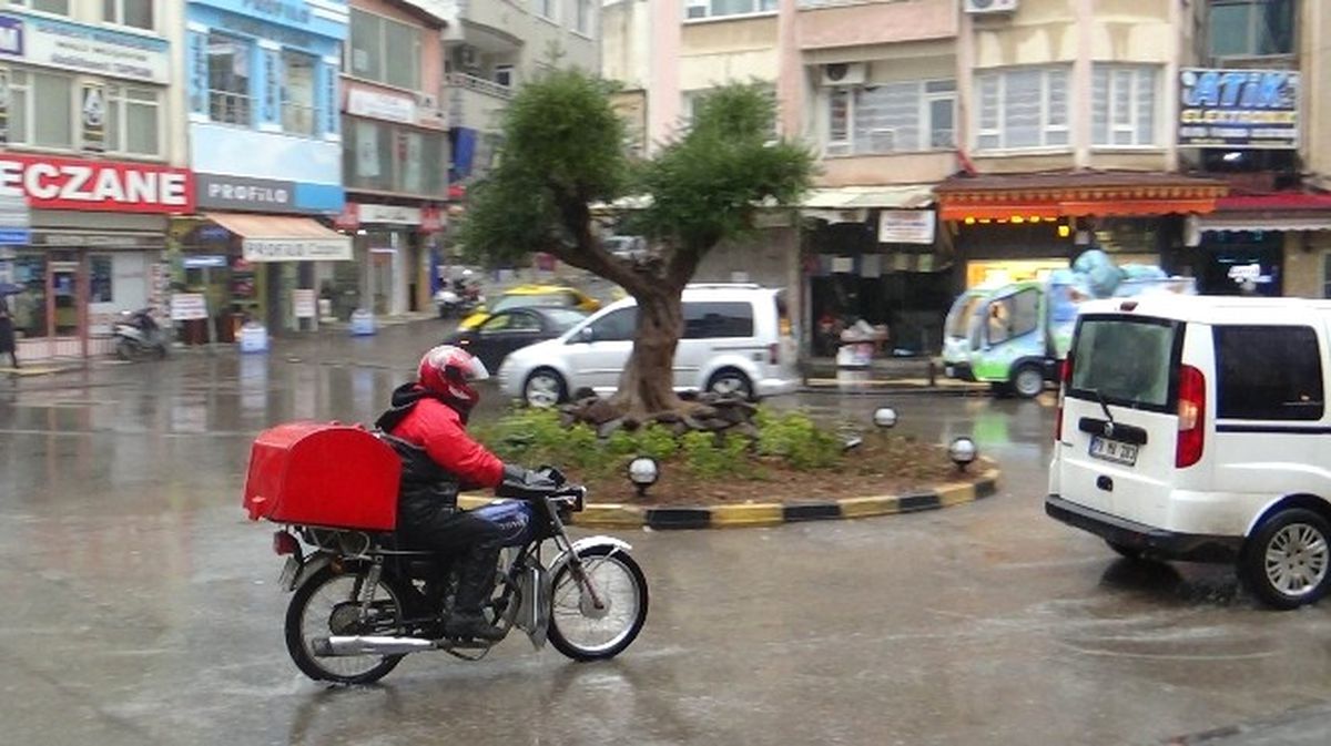 Kilis\'e Mevsimin İlk Karı Düştü