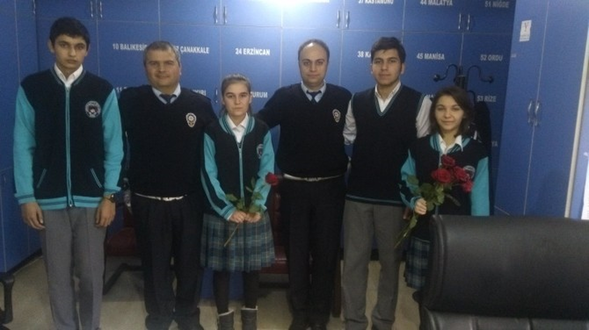 Köprülüler Anadolu Lisesi Polisin Yanında