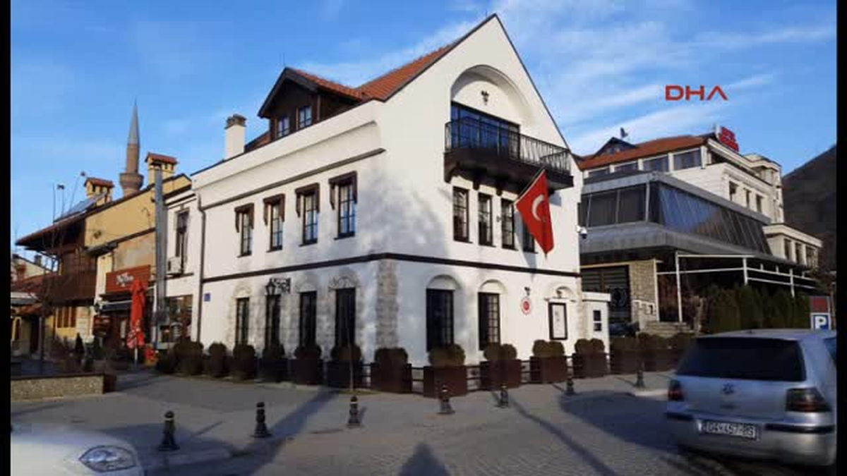 Kosova\'daki Türkiye Başkonsolosluğu\'nda Taziye Defteri Açıldı