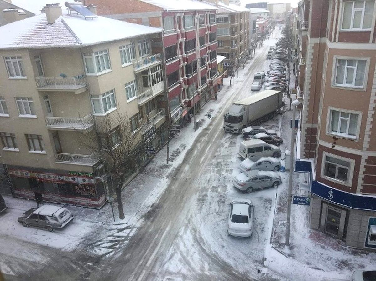 Kulu\'da Okullara Bir Gün Kar Tatili