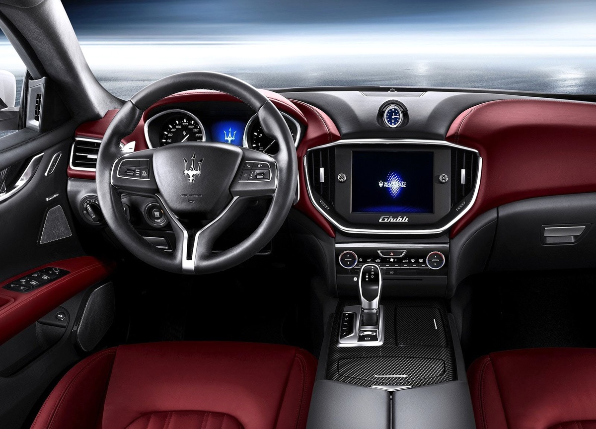 Maserati Quattroporte ve Ghibli Sahiplerine Kötü Haber