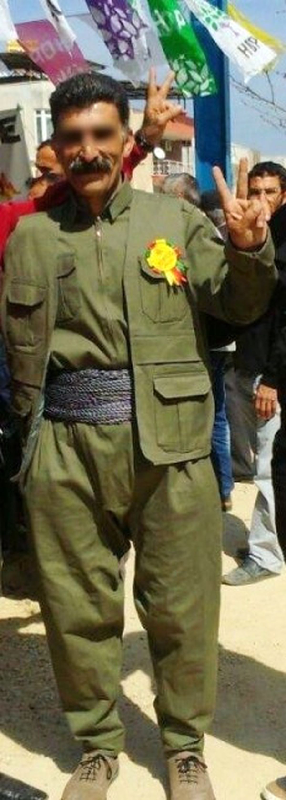 Milas\'ta Hdp İlçe Yönetimine Gözaltı