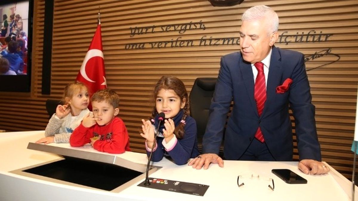 Minikler \'Çocuk Sokağı\'a Başkan Seçti
