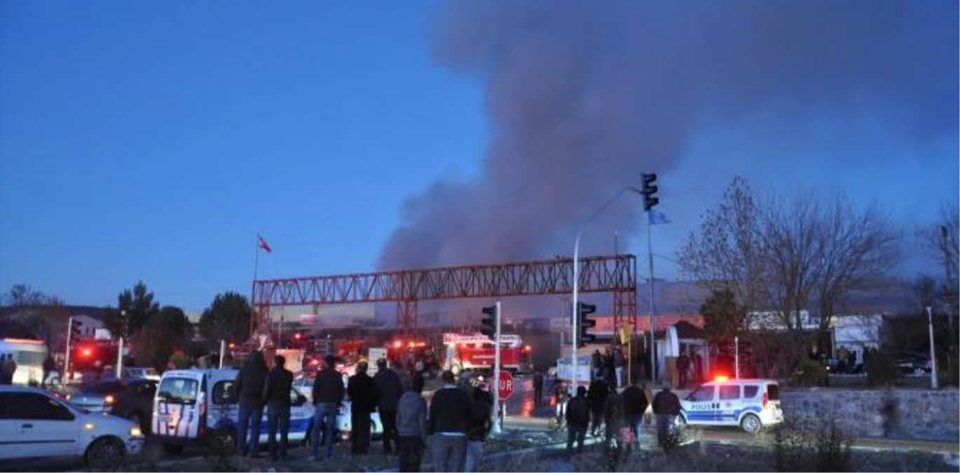 Muğla\'da Sanayi Sitesinde Yangın
