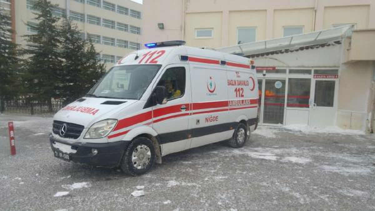 Niğde\'de 16 Kişi Sobadan Zehirlendi (2)