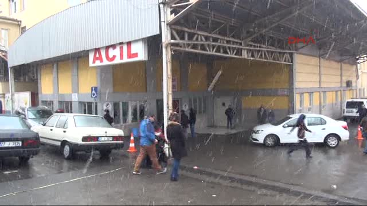 Otomobilde Sızan Gazdan Zehirlenen Genç Öldü