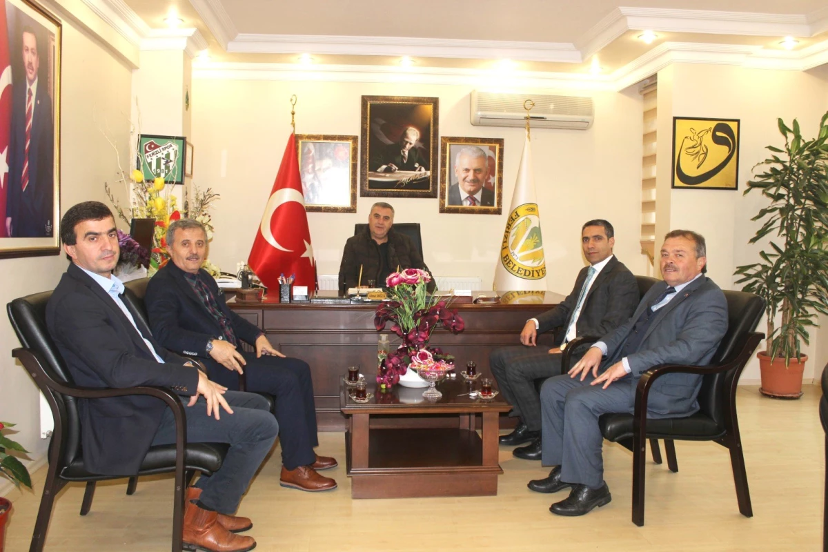 Sakarya Büyükşehir Belediye Başkanı, Ferizli\'de İncelemelerde bulundu.